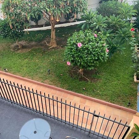 Apartamento En Carihuela Apartment Торемолинос Екстериор снимка