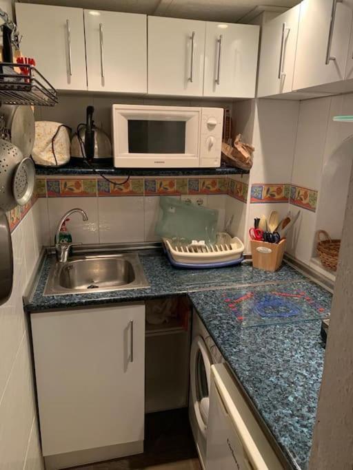 Apartamento En Carihuela Apartment Торемолинос Екстериор снимка