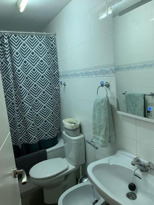 Apartamento En Carihuela Apartment Торемолинос Екстериор снимка